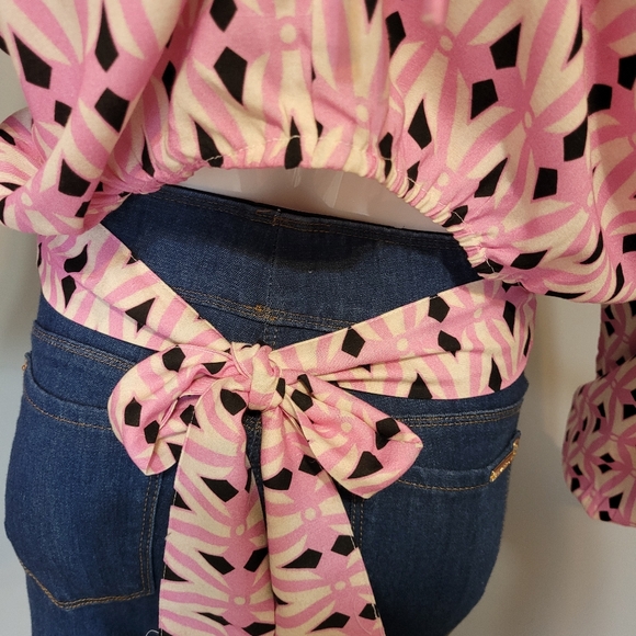 Deluc Holder Blouse, BNWT with Flaw, Size M - Picture 6 of 10